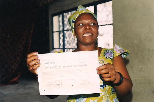 sadf remise des attestation de participation_edited.jpg