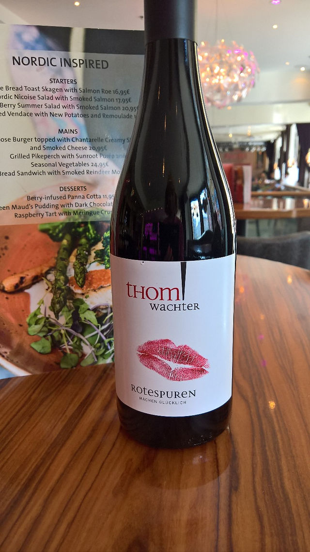 Thom Wachter + Menu
