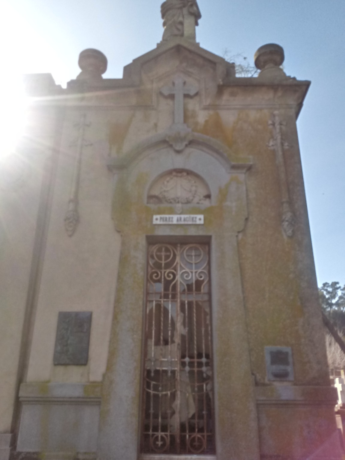 Bóveda familiar antigua