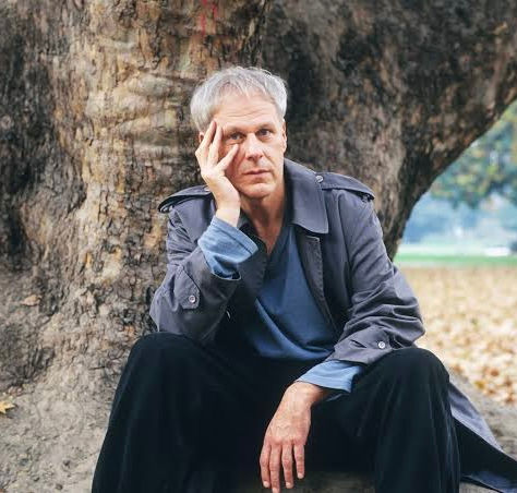 Formalismo hardcore: uma entrevista com Dennis Cooper