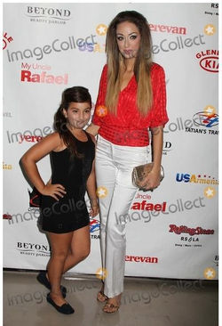 "Mommy and Me" Red Carpet Look