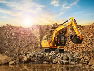 NXT 145 QUARRY MASTER EXCAVATOR