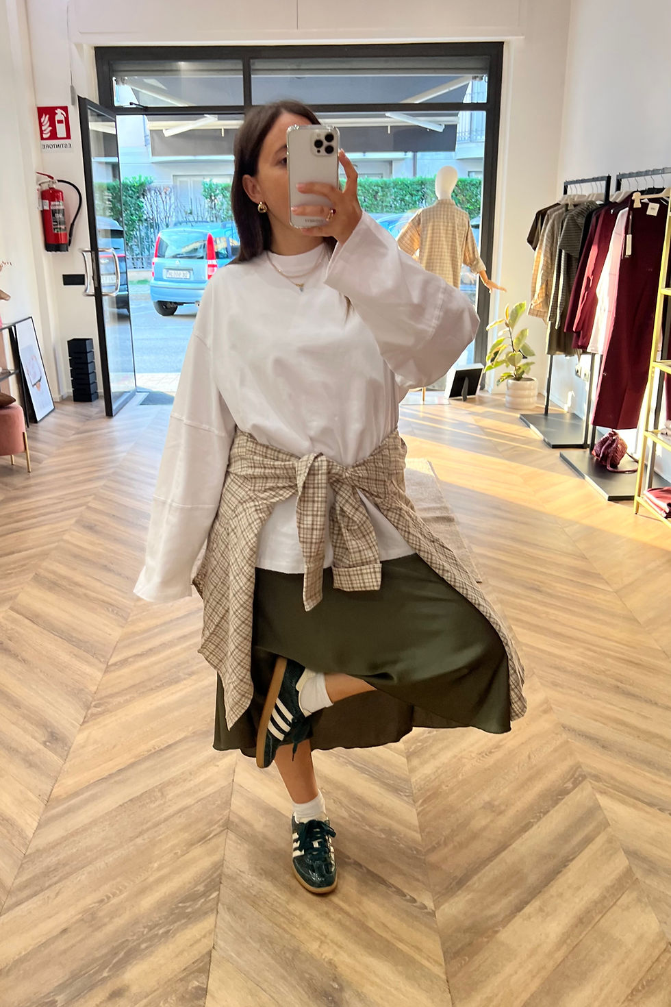 Miniatura: Gonna Hanna in satin verde