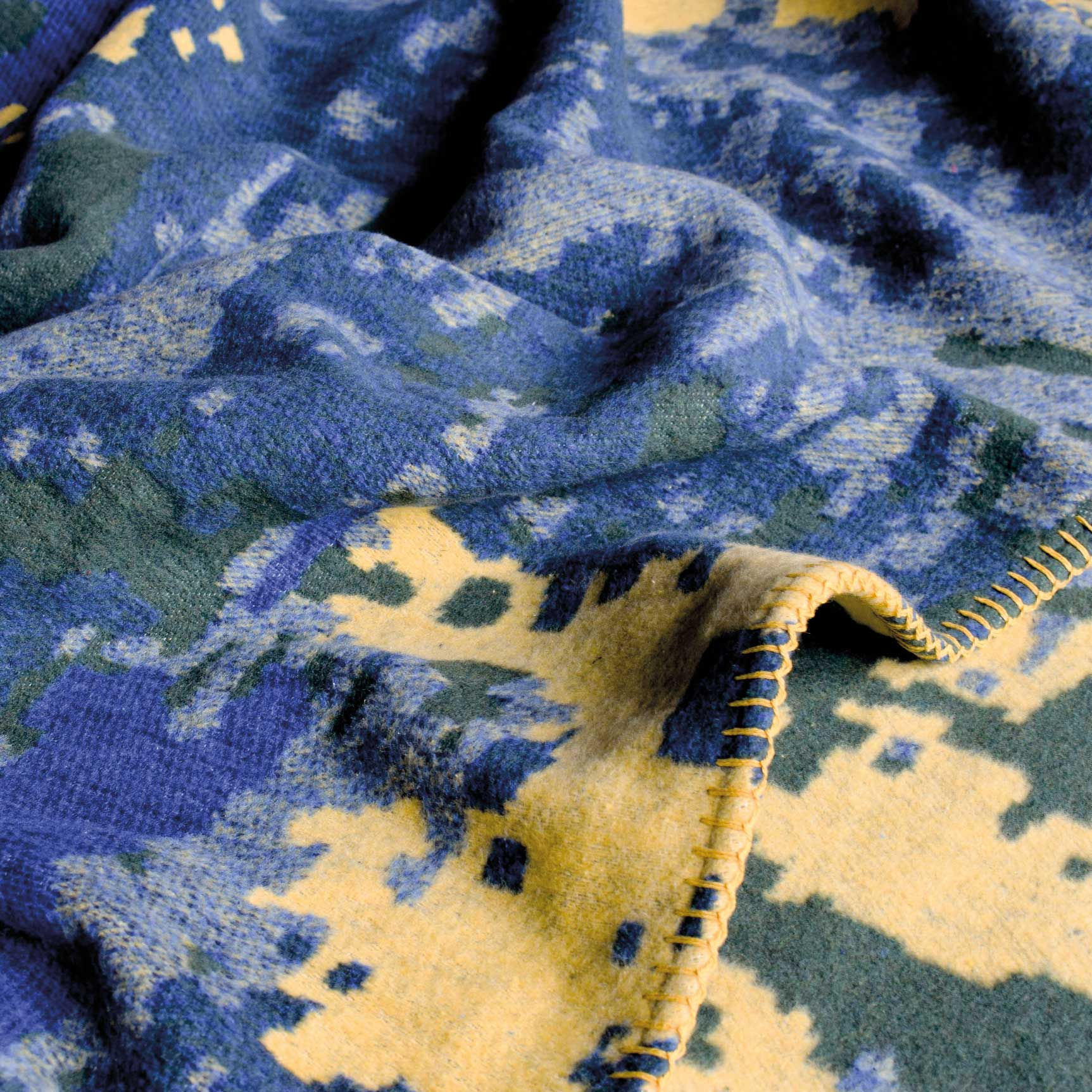 Terrain Large Recycled Cotton Blend Throw - Lakeland