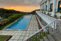 blue-breeze-resort-side-view_edited.jpg