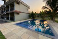 one-nest-country-side-resort-swimming-pool_edited.jpg