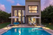 hotel-encasa-swimming-pool_edited.jpg