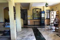 hotel-gurugeeta-reception_edited.jpg