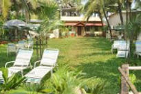palm-beach-resort-manori-front-view_edited.jpg