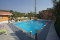 the candlewood-resort-swimming-pool_edited.jpg