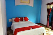 apson-resort-bed-room_edited.jpg