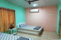 shriyo-agro-tourism-bed-room_edited.jpg