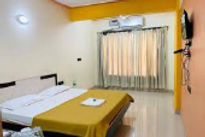 akash-beach-hotel-bed-room_edited.jpg