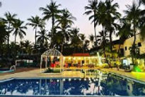 coconut-ivy-resort-and-spa-front-view_edited.jpg