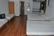 ruturaj-farm-resort-bed-room_edited.jpg