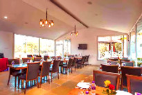 v-resorts-aranya-kashid-restaurant_edited.jpg