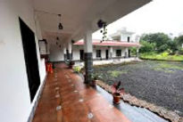 devasmi-breeze-resort-passage_edited.jpg
