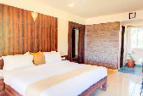 presidency-highland-resort-bed-room_edited.jpg
