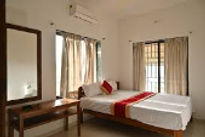 sagar-hill-resort-bed-room2_edited.jpg