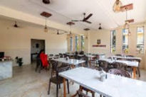 arnnas-resort-restaurant_edited.jpg