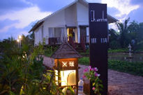 exotica-beach-retreats-cottage-night-view_edited.jpg