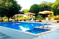 hotel-raj-cottages-and-resort-karjat-swimming-pool_edited.jpg