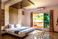 hill-rock-resort-and-villa-karjat-bed-room_edited.jpg