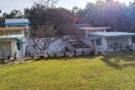 beyond-stay-mahua-bagh-front-view_edited.jpg