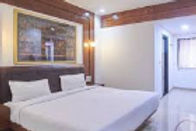 green-park-club-resort-bed-room_edited.jpg