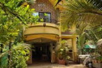 mauli-cottage-entrance_edited.jpg