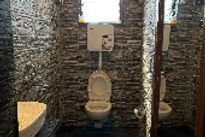 harshveer-home-stay-bath-room_edited.jpg