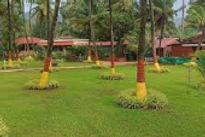 silversand-beach-resort-front-view_edited.jpg