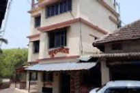 hotel-gurugeeta-parking_edited.jpg
