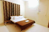 aman-palace-bed-room_edited.jpg