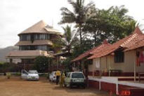 sagar-sawali-ladghar-entrance_edited.jpg