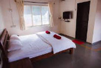 red-stone-villa-bed-room-_edited.jpg