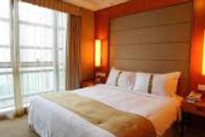 hotel-jolly-bed-room_edited.jpg