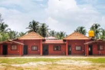 ocean-breeze-beach-resort-cottages-front-view_edited.jpg