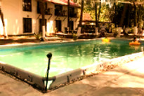 la-mer-beach-resort-revdanda-raigad-maharashtra-swimming-pool_edited.jpg