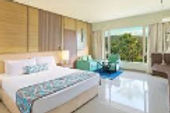 the-resort-bed-room_edited.jpg