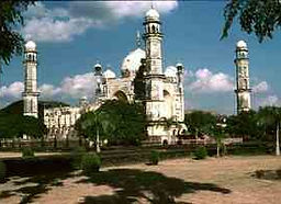 maharashtra-sightseeing-tours1 (1) (1).jpg