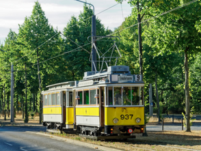 Straßenbahnmuseum und Oldie-Busverein öffnen am Sonntag 