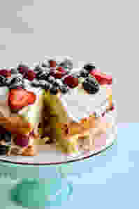 olive oil cake with berries