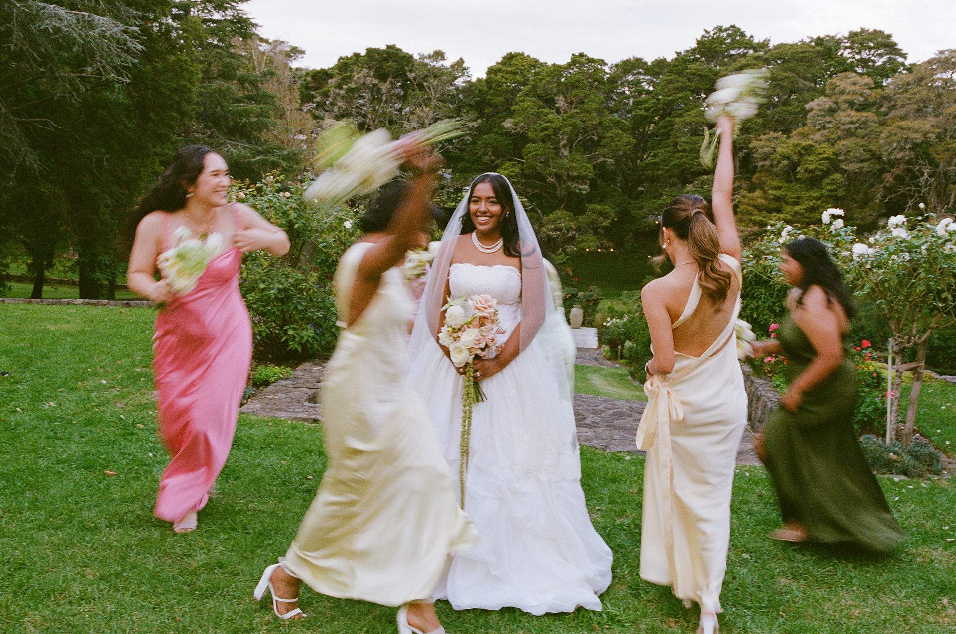 Modern garden vintage style wedding