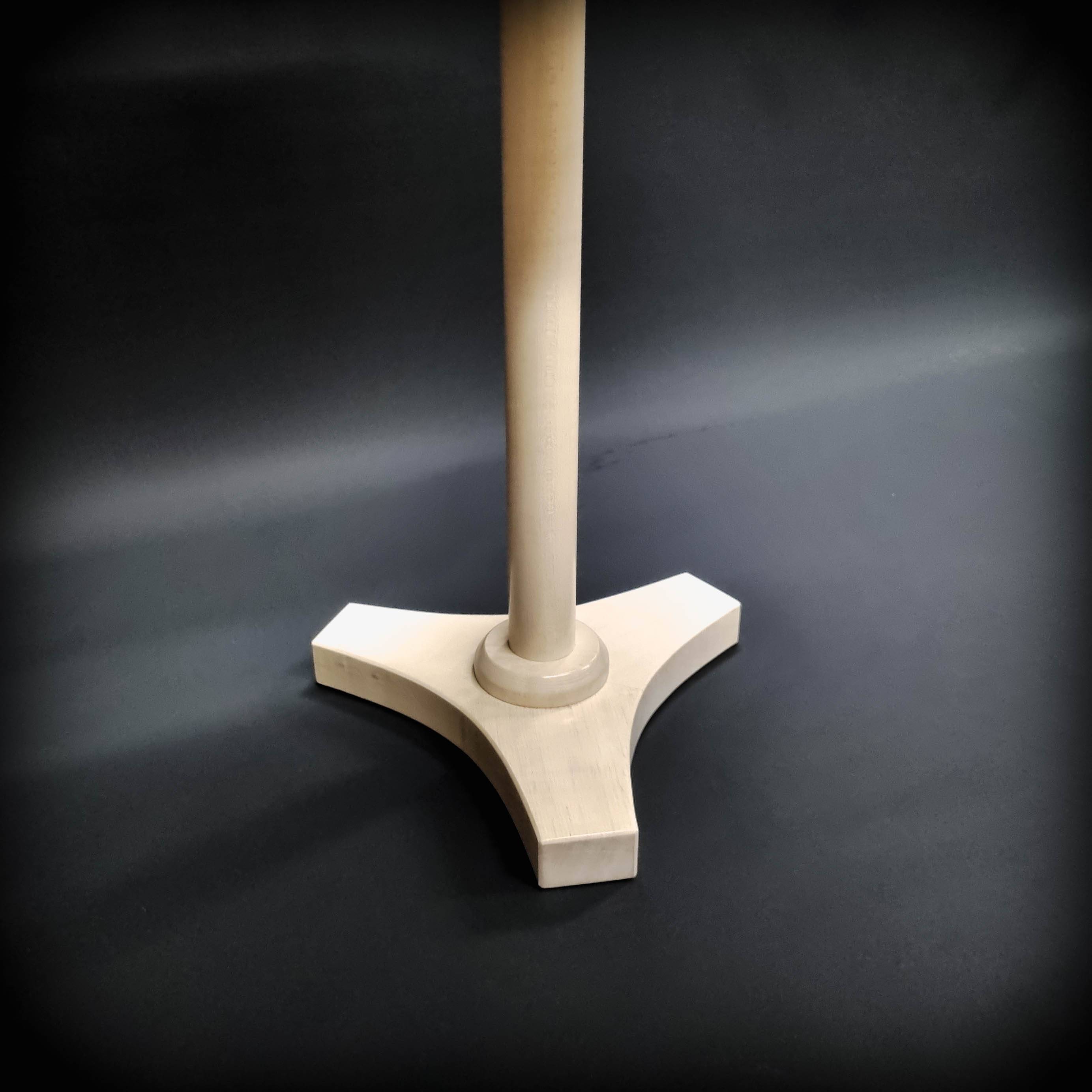 Sycamore Pedestal Table