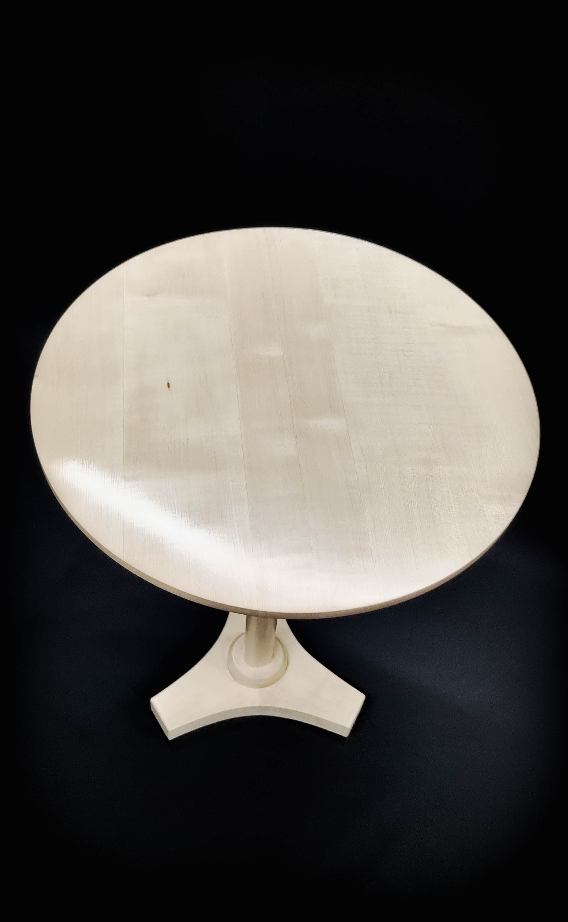 Sycamore Pedestal Table