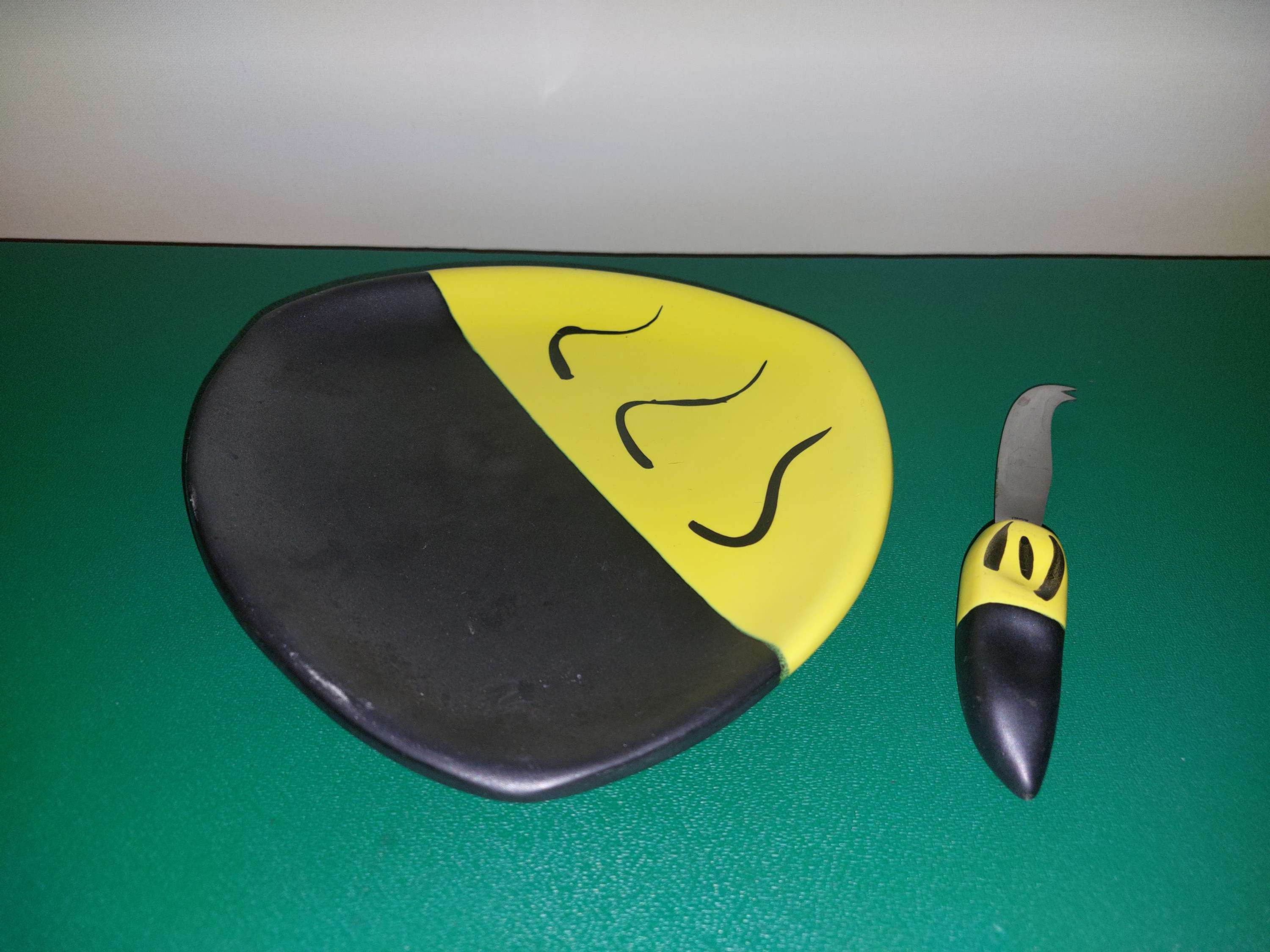 Plateau et couteau à fromage Valauris