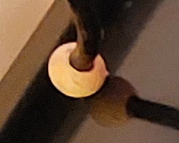 Miniature : Pied Porte-revue décentré vintage en fils plastique scoubidou jaune