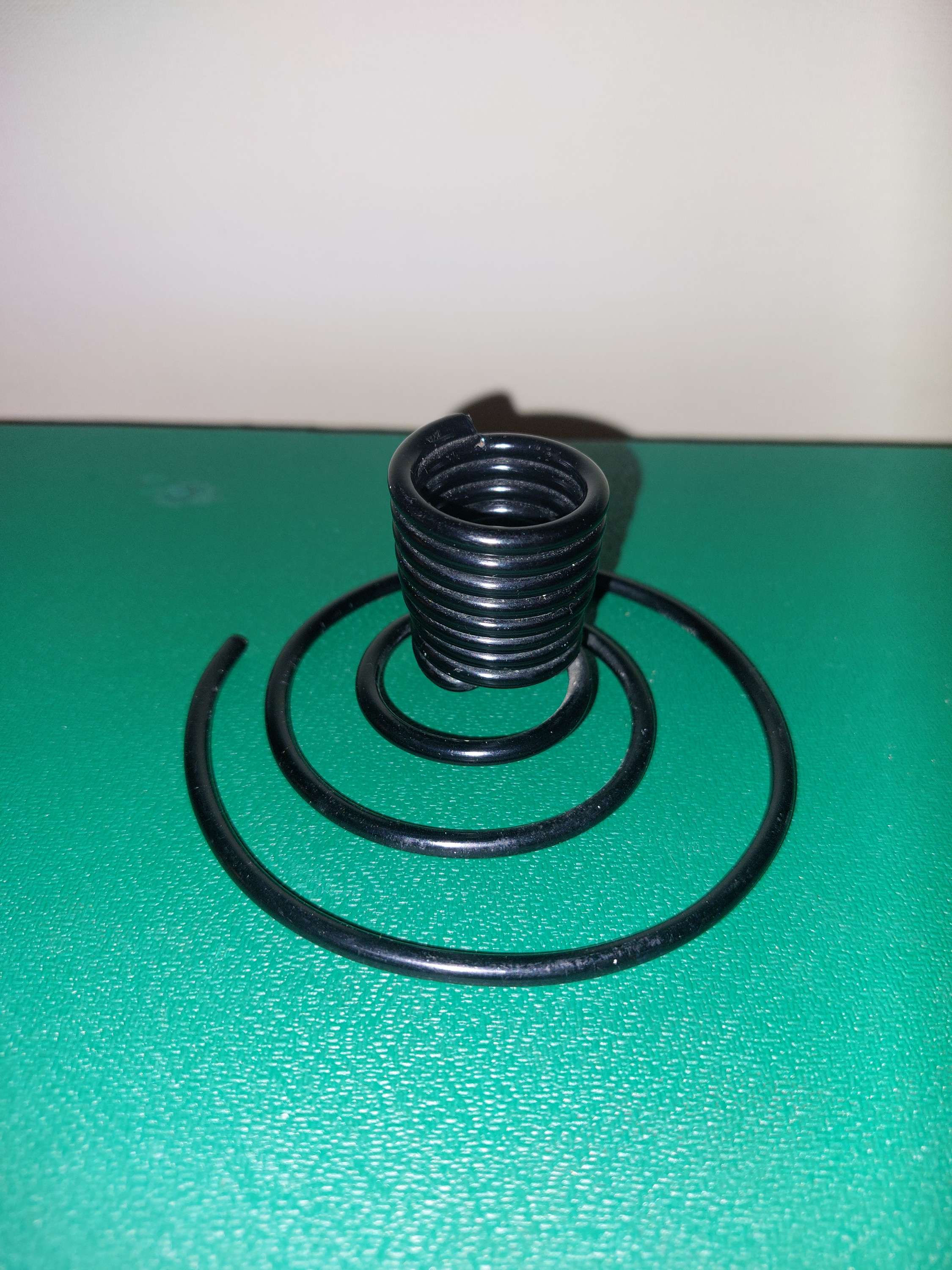 Bougeoir en fer noir