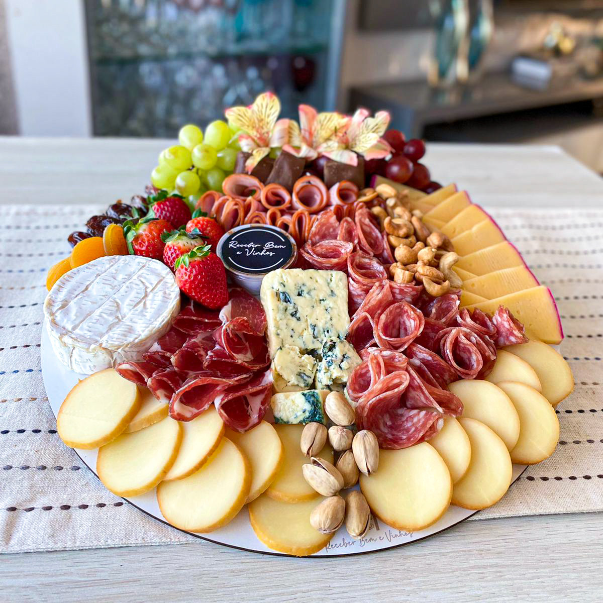 Tábua G de Queijos e frios para 6 pessoas | Receber Bem e Vinhos